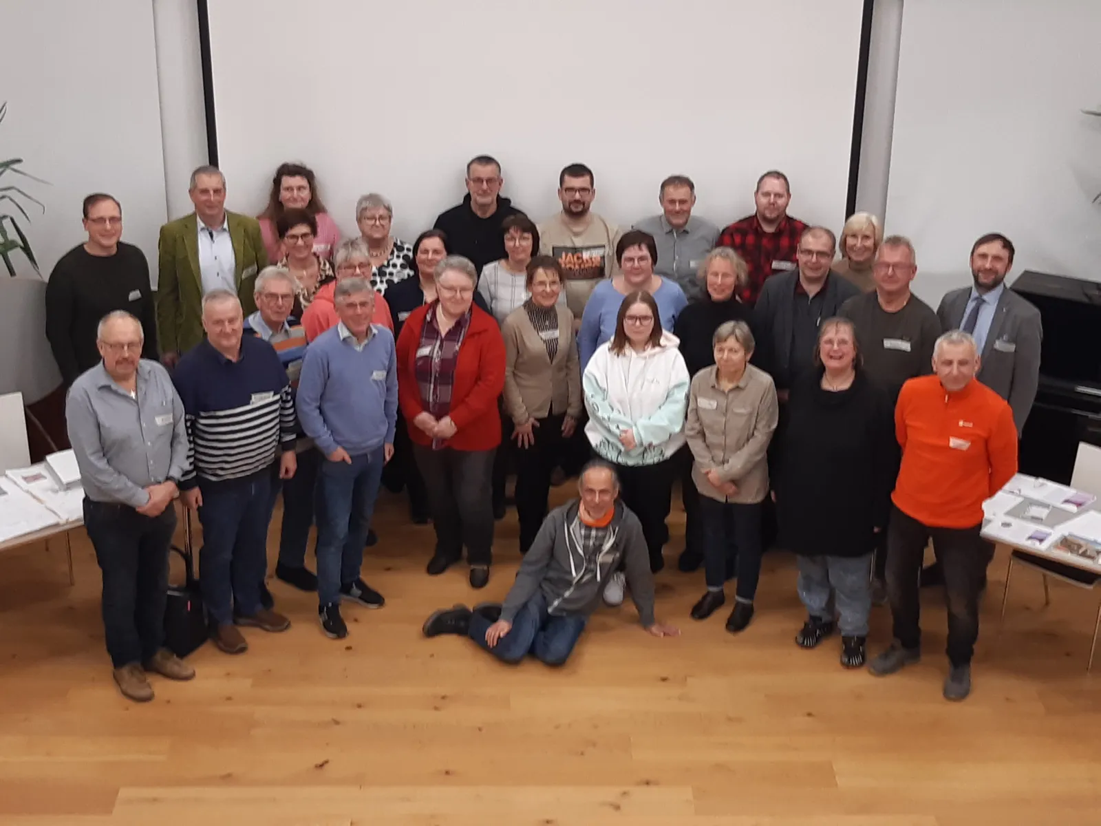 Gruppenbild der neuen Kirchenvorstände